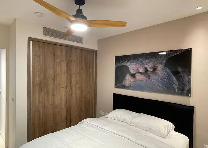Appartement à 2 Chambres à Coucher